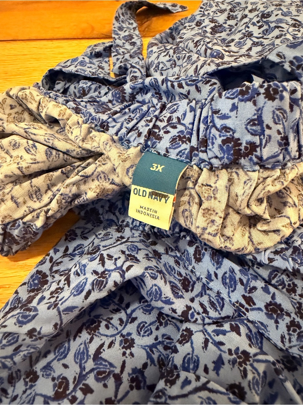 Old Navy Blue Floral Tie-Strap Tank Top - Picture 2 of 5